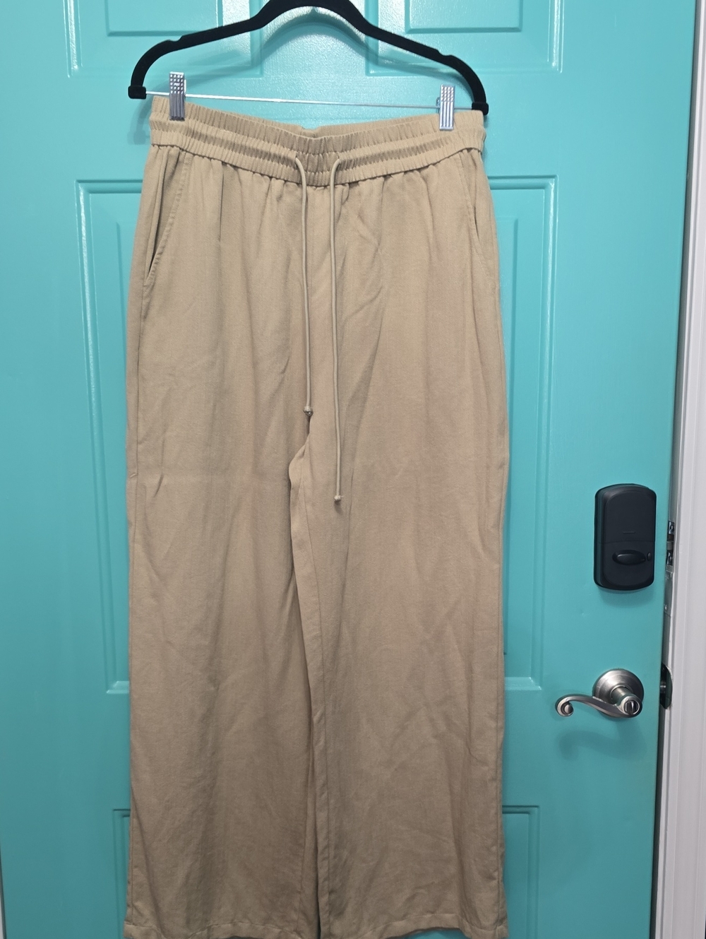 HALARA Women's Wide-Leg Drawstring Sweatpants - Beige